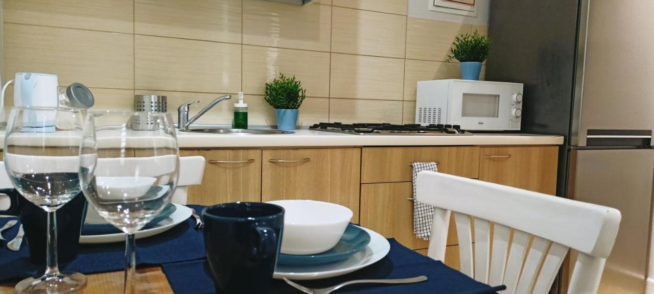 Apartament Granatowy Swietoduska 12 Lublin Dış mekan fotoğraf
