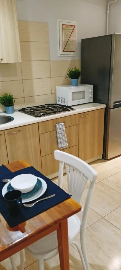 Apartament Granatowy Swietoduska 12 Lublin Dış mekan fotoğraf
