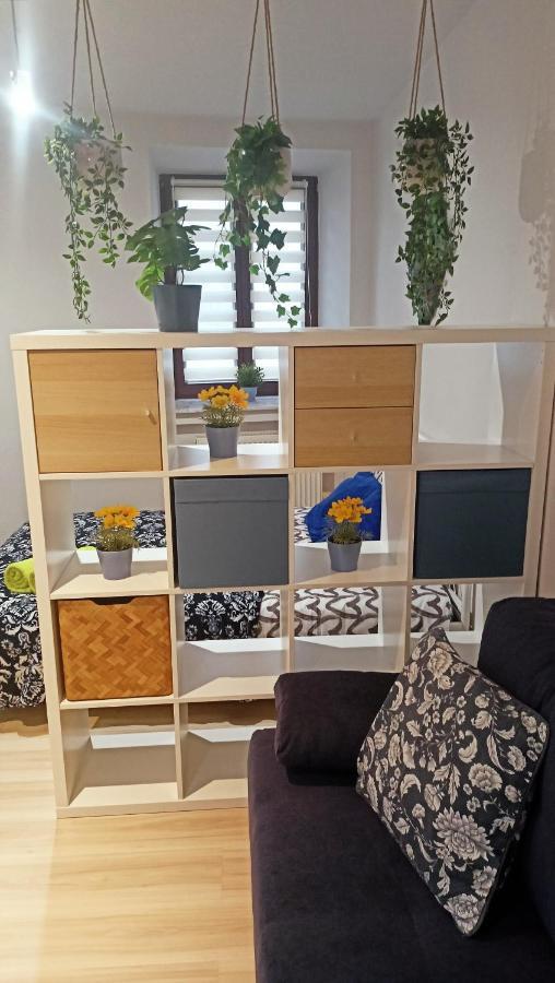 Apartament Granatowy Swietoduska 12 Lublin Dış mekan fotoğraf